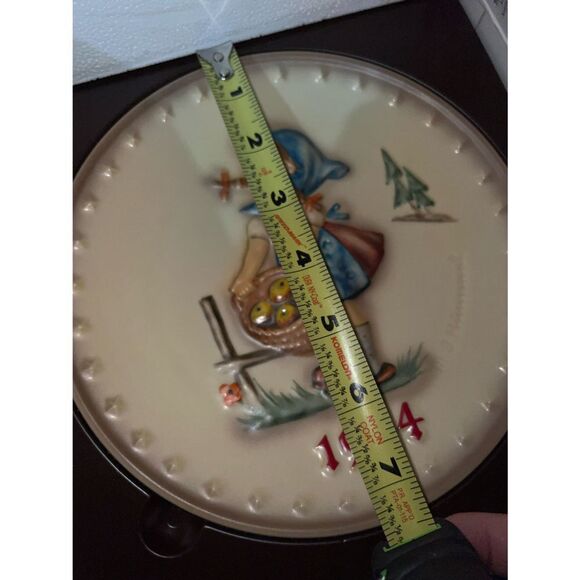 Goebel M.J. Hummel Annual Plate 1984 - Picture 2 of 10